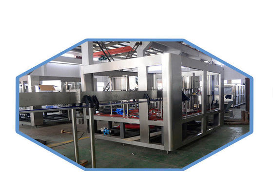 Çin 8000 BPH Gazlı İçecek Dolum Makinesi Güvenilir Otomatik Soda Dolum Makinesi Tedarikçi
