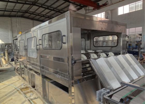 Çin PLC Dokunmatik Ekranlı Paslanmaz Çelik 5 Galon Su Şişesi Dolum Makinesi Tedarikçi